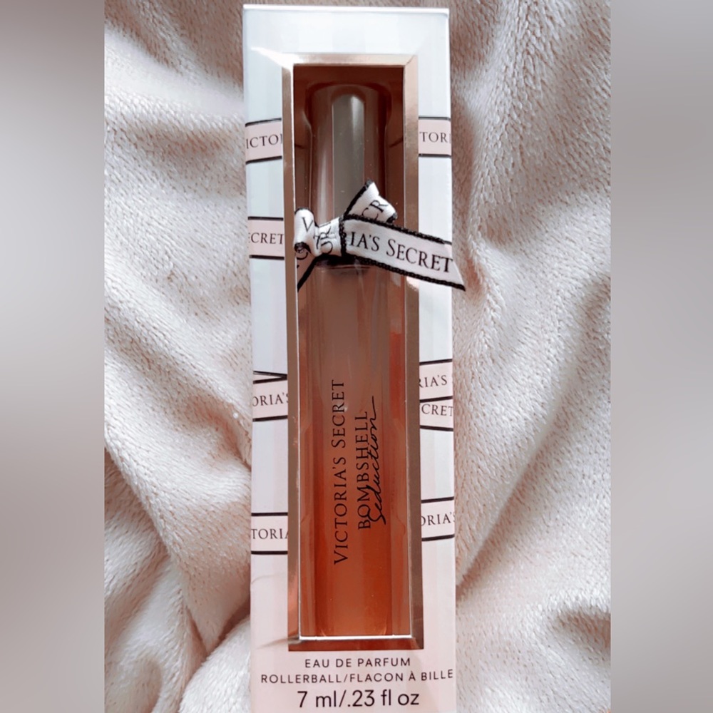 victoria’s secret Bombshell Rollerball perfume